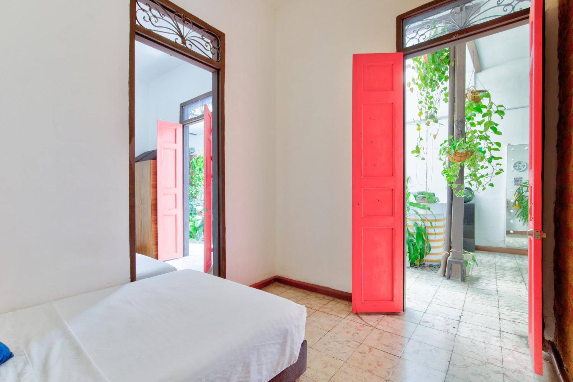Casa Blanca San Antonio Hostal Boutique Cali Exteriör bild