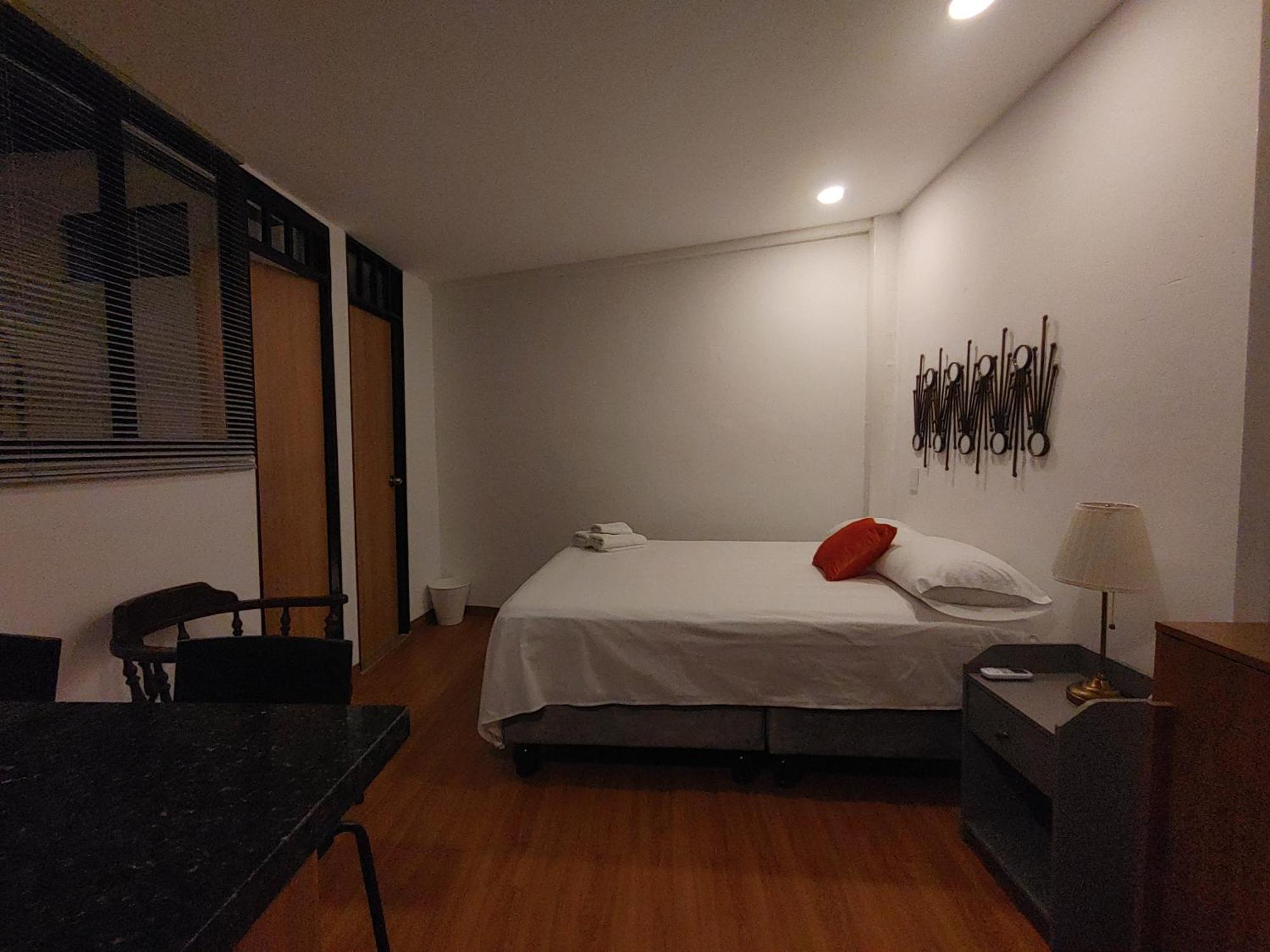 Casa Blanca San Antonio Hostal Boutique Cali Rum bild